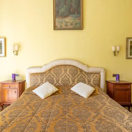 Residenza Episcopo Lipinsky 1902 Bed & Breakfast