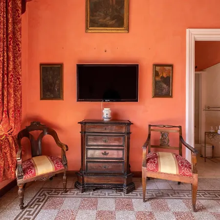 Bed & Breakfast Residenza Episcopo Lipinsky 1902 *